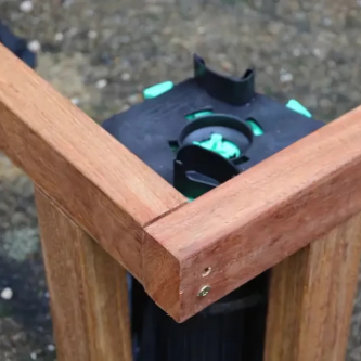 https://line-wood.fr/12394-medium/finition-laterale-pour-plot-easio.jpg