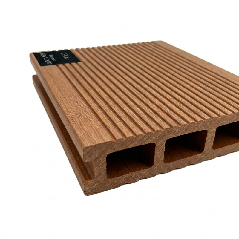PRO XTREM Teck, Échantillon lame terrasse composite alvéolaire